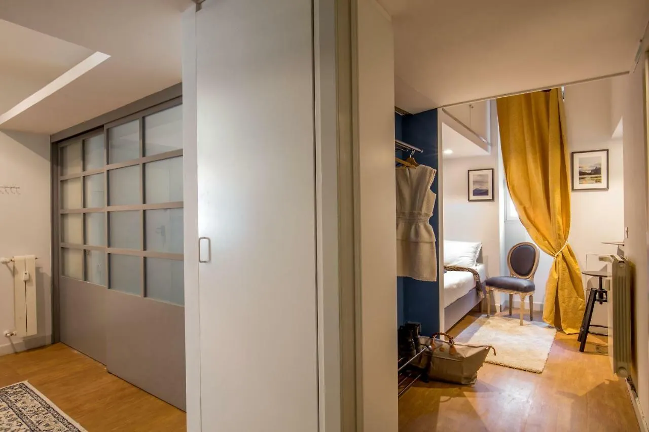 Daplace - Renzo Apartment Mediolan